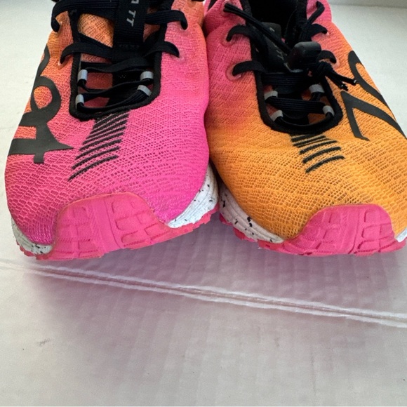 Zoot Vibrant Pink and Orange Athletic Shoes - Picture 6 of 10